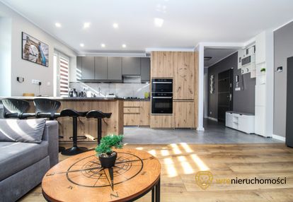 Klimatyczne 2 pokojowe mieszkanie z loggią