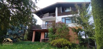 Dom w mesznej z widokiem na góry.