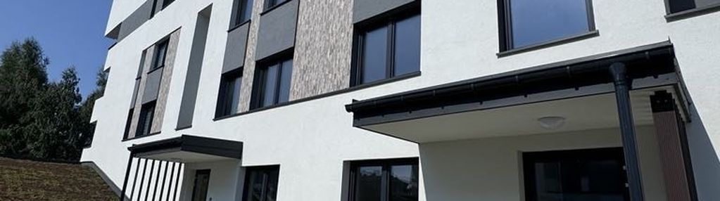 Przestronne, duży salon (25m2), balkon, osobne wc