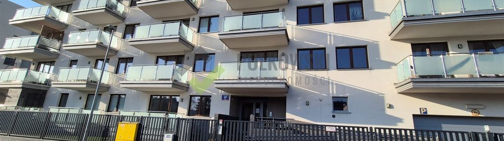 Mieszkanie na parterze z mp i komórką.