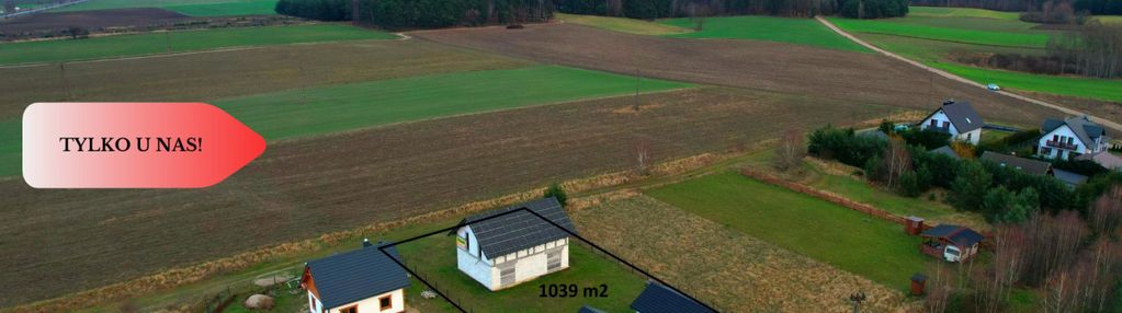 Budynek mieszkalny z domkami rekreacyjnymi.