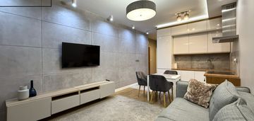 Nowoczesne/dwustronne/2 balkony/galeria mokotów