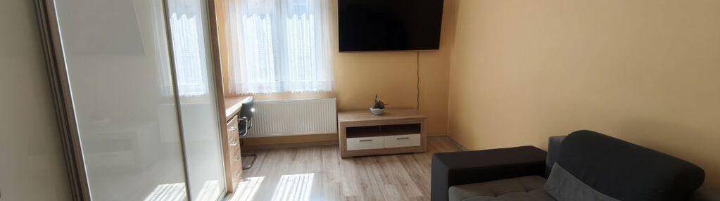 2 pokoje | wrzeszcz dolny | balkon | piwnica