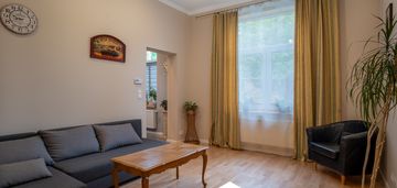 2 pokoje gotowe do zamieszkania + parking