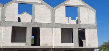 Nowoczesny dom z prywatnym ogródkiem!