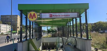 Przy metrze, świeżo po remoncie - nie zamieszkałe