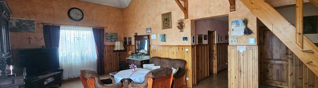 Dom wolnostojący na działce 1360m2 oś.słoneczne