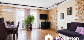 84 m² po podłodze | 2 poziomy | 3 pokoje