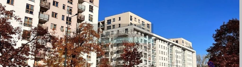 Bielany- m.postojowe w cenie, balkon