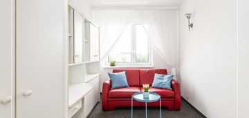 Przestronne mieszkanie z loggią | 3 pokoje | r