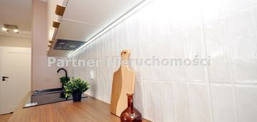 2 pokoje po generalnym remocnie, 2 piętro, balkon