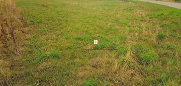 Sprzedam działkę budowlaną-miękisz nowy/gm. laszki