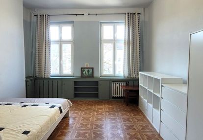 Kawalerka przy jasnych błoniach!