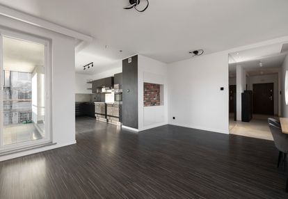 Piękny apartament, 3 balkony, super lokalizacja