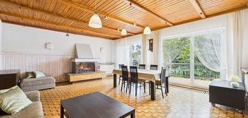 Przestronny dom z dużym garażem i ogrodem, bogucin