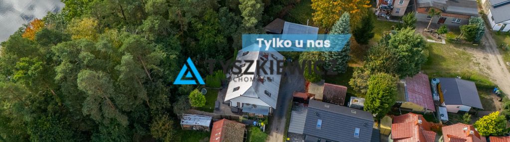 Urokliwy dom w zabudowie bliźniaczej nad jeziorem
