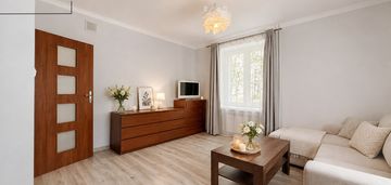 38m2 z oddzielną kuchnią/wysoki parter/swps 10min!