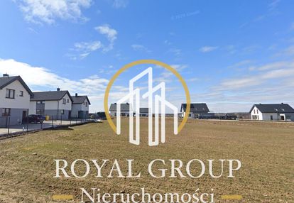 Działka 18a przy szkole z pozwoleniem na budowę