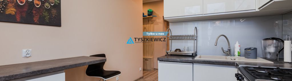 Mieszkalnie w malowniczym miasteczku hel