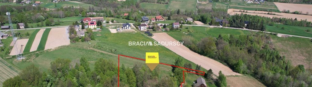 Działka rolna z drewnianym domem nowa wieś