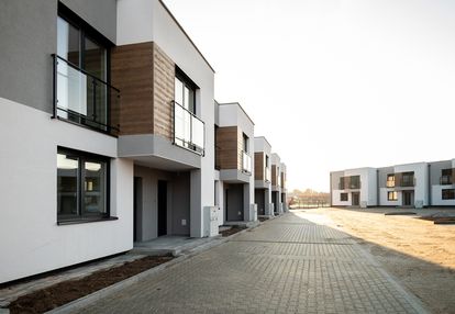 Przestronne 3 pokoje/ogródek 246m2/2 miejsca post.