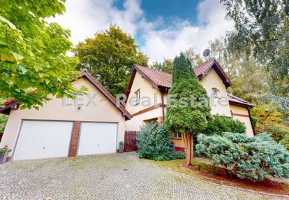 Dom w podwarszawskim komorowie.