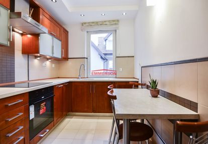 Osobna kuchnia, garaż, słoneczne