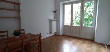 Ul. asnyka/filtrowa. cicha kawalerka z balkonem.