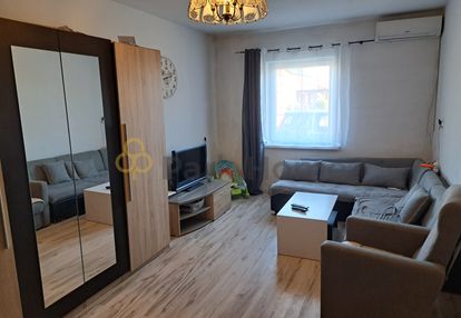 Dwupokojowe mieszkanie na parterze