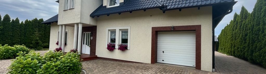 Przestronny dom 286 m2 - w okolicy lasu i bytonia