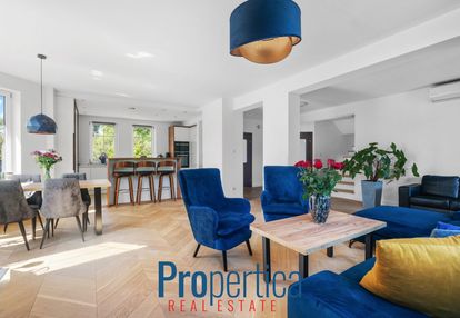 Funkcjonalny dom na dużej działce !