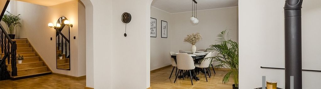 Klimatyczny dom wolnostojący w sercu łomianek.