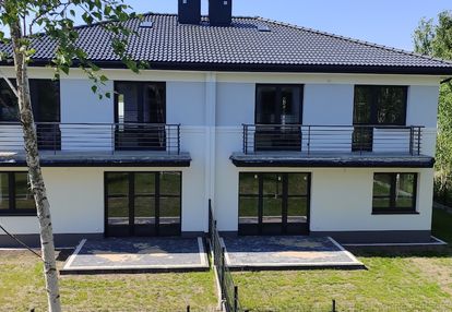 Rynek pierwotny - bliźniak w kolonii mrokowskiej