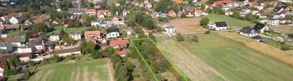 Zdzeszowice- działka budowlano-usługowa.