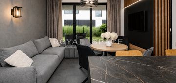 Apartament z ogródkiem na kameralnym osiedlu
