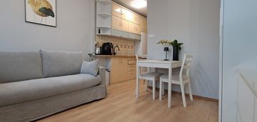 Kawalerka przy lotnisku chopina kor34b