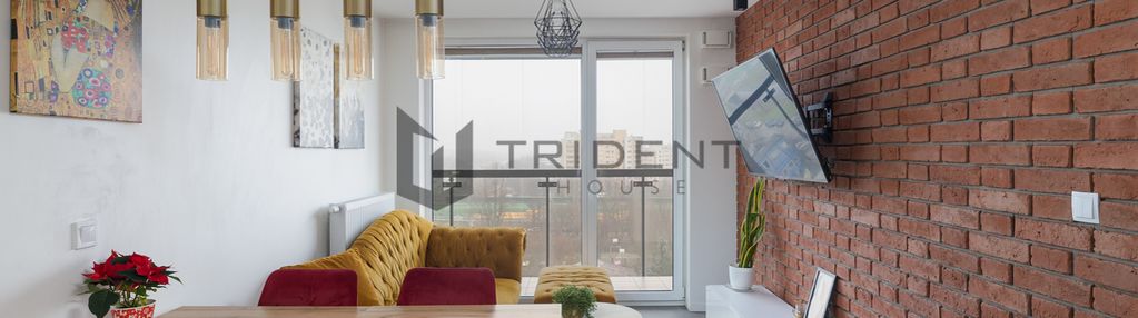 Nowoczesne mieszkanie z dużym balkonem obok metra!