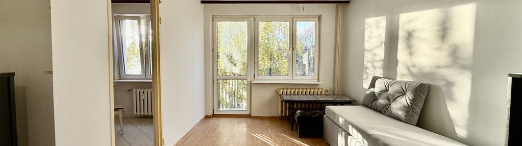 1 pokojowe do odświeżania z balkonem