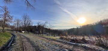 Okazała działka z domem do rozbiórki