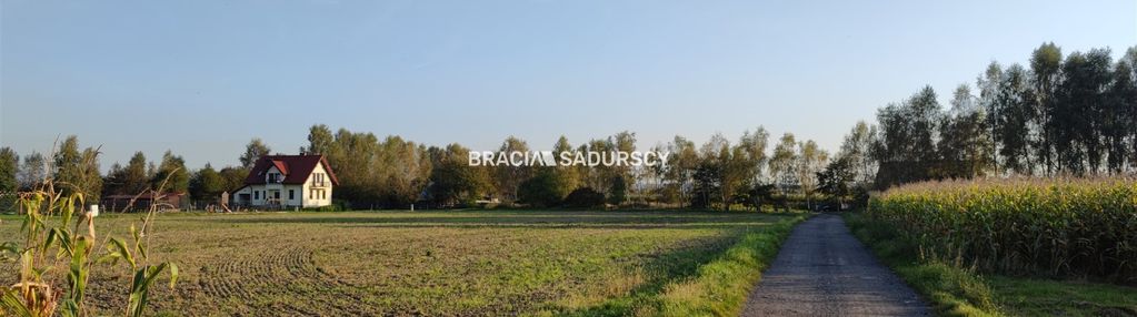 Działka z pozwoleniem na budowę w wołowicach!