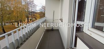 M-4 ul. jana karskiego i piętro z balkonem