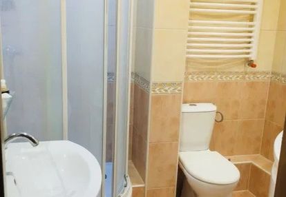 59 m2 /2 pokoje/ oddzielna kuchnia/ balkon