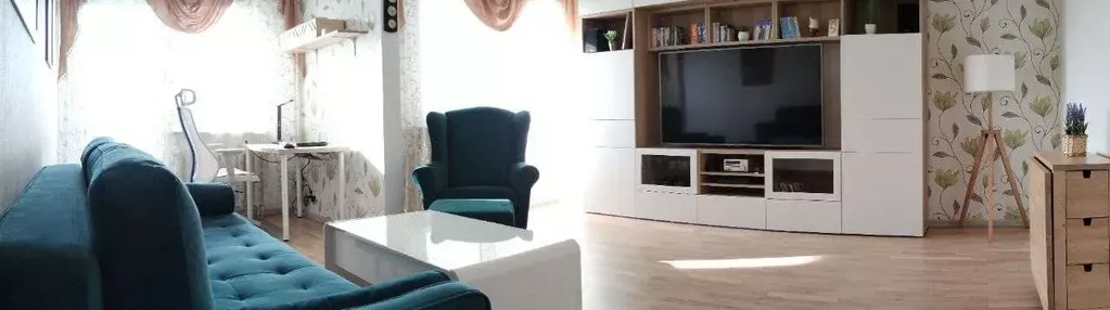 Duże mieszkanie na osiedlu Odrodzenia - 80 m2