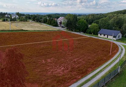 Na sprzedaż działka z warunkami zabudowy
