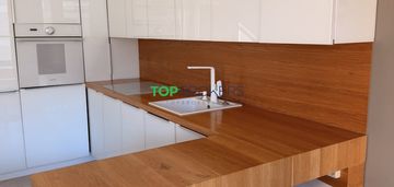 Wygodne 2 pokoje po generalnym remoncie