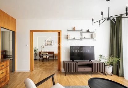 Przestronne mieszkanie z balkonem / widok na pkin