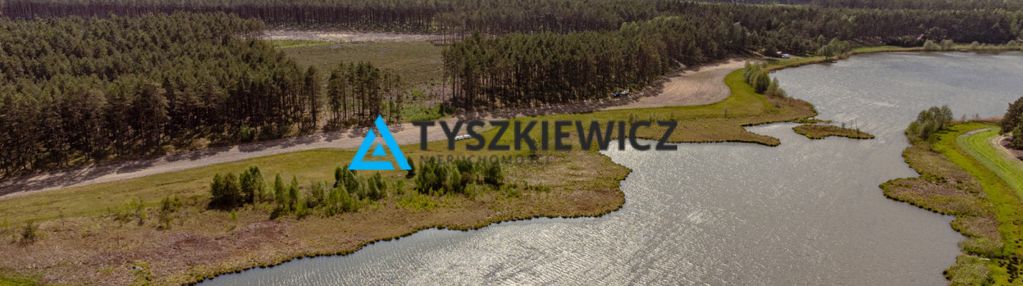 Działka nad jeziorem w otulinie lasu