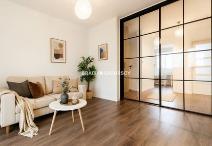 3-pok, ul. kobierzyńska, super lokalizacja