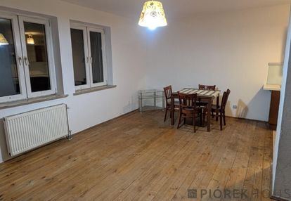 Dwupoziomowe mieszkanie w markach