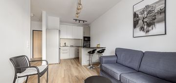 Zupełnie nowe mieszkanie z garażem.